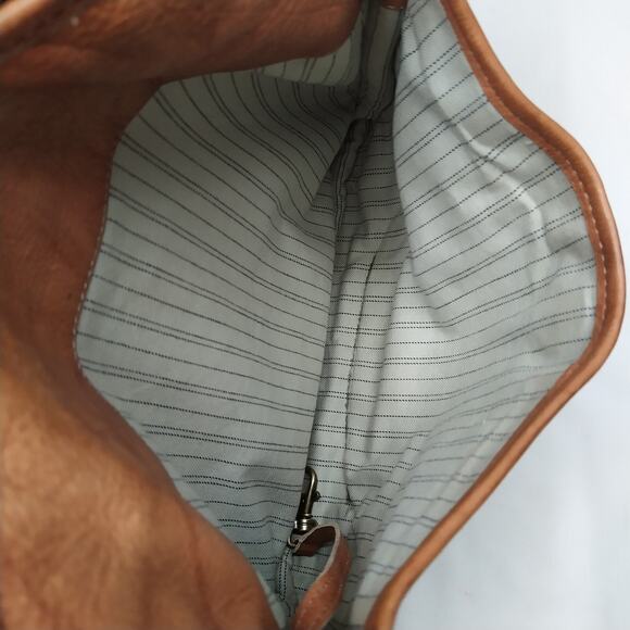 Frye Brown Tan Leather Front Pocket Zipper Closure Crossbody Bag - Picture 10 of 16